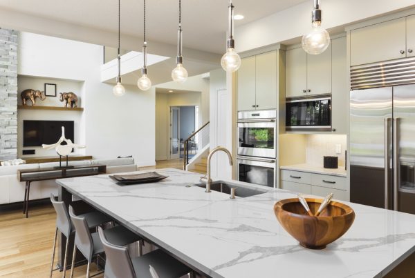 Calacatta Leon Quartz Kitchen Countertops